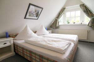 Haus-Meisennest-Wohnung-Adler