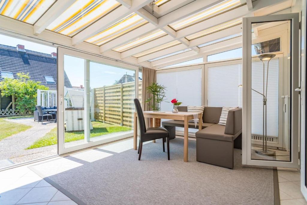 Haus Merola Sonnenflut Friesenweg 3, 25996 Wenningstedt