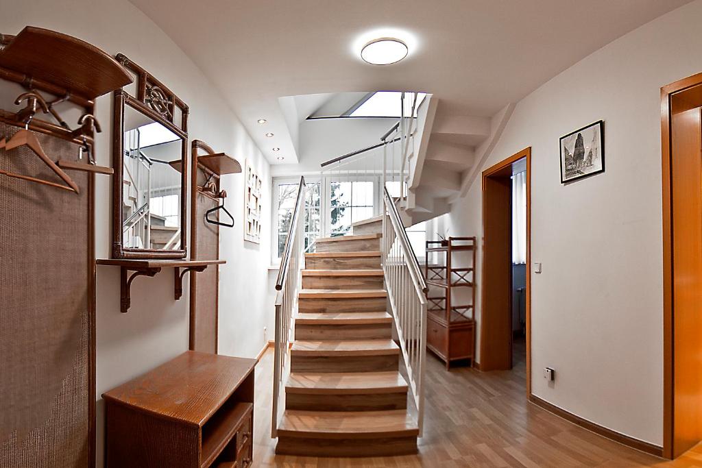Appartement Haus Müritz, 14 Roter Milan 27 Seeufer Obergeschoss / Maisonette 17207 Zielow