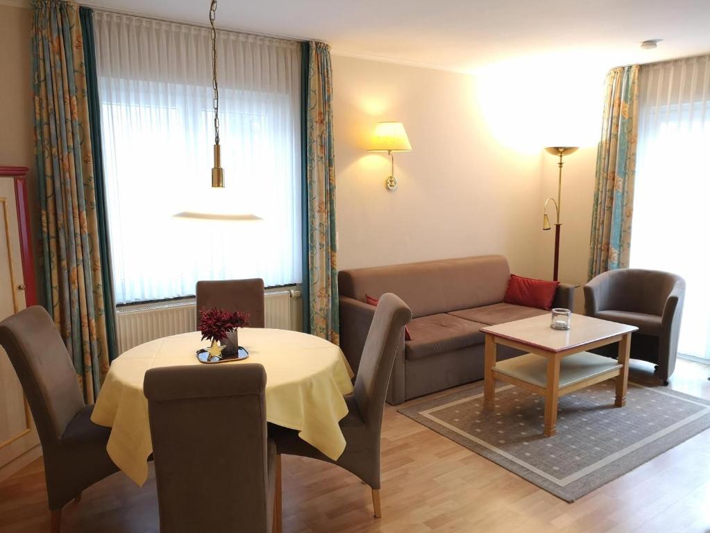 Appartement Haus Niedersachsen Apartment 7 Strandallee 123 23669 Timmendorfer Strand