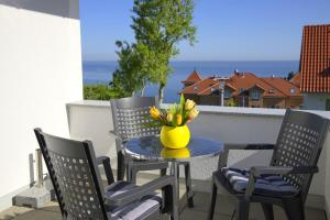 Haus Ostseeblick 1 FeWo Mee h rblick Dachterrasse, Meerblick
