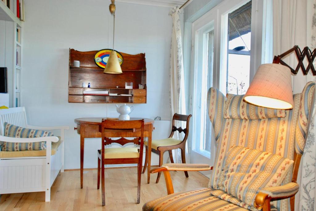 Haus Pamir 8 Haus Pamir App 8 Osetal 11, 25996 Wenningstedt