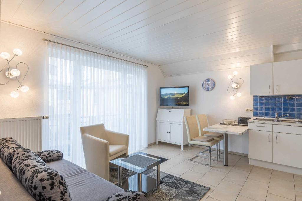 Haus Seewind Wohnung 2 Wehrbergsweg 12, 27476 Cuxhaven