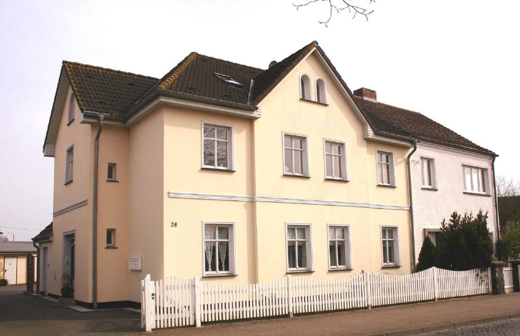 Appartement Haus Sonne - Wohnung Storchennest Alte Strandstraße 28 17454 Zinnowitz