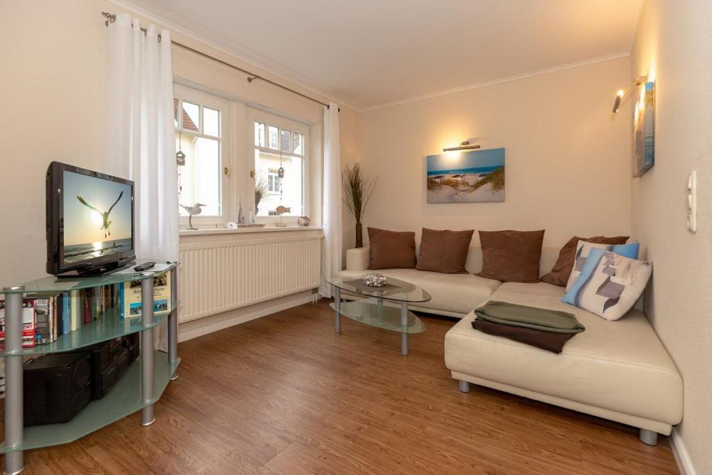 Appartement Haus Sonnenburg Wohnung 06 Ostseeallee 15a 18225 Kühlungsborn