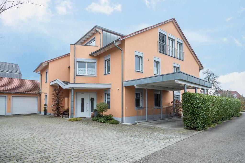 Haus Sonnenseite Wohnung Säntis Wiesenstraße 10, 88142 Wasserburg