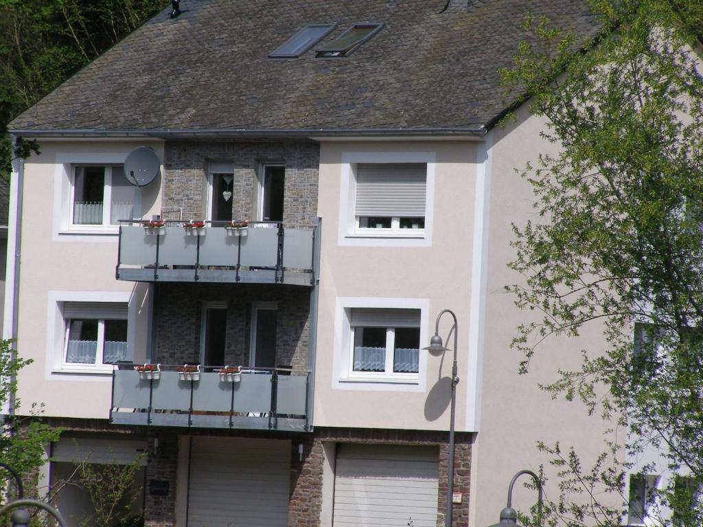 Haus Sonnentag Kurfürstenstraße 28, 56864 Bad Bertrich