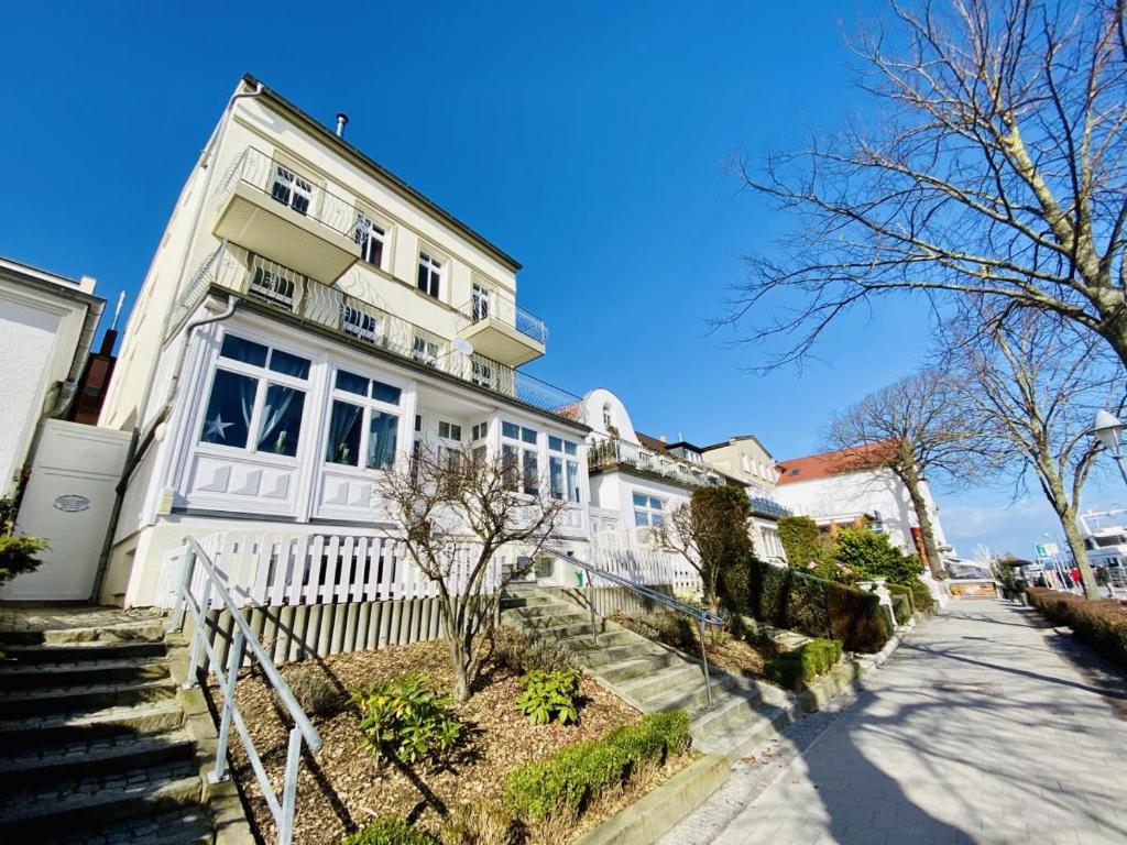 Appartement Haus Stromblick, Zimmer am Strom Am Strom 120 18119 Warnemünde