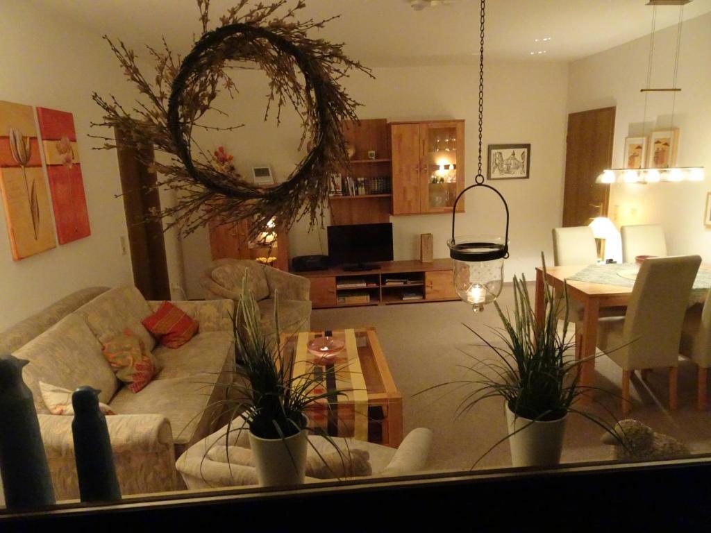 Appartement Haus Waldblick - Ferienwohnung Sonnenplätzchen, Bad Bergzabern 9 Tabernae-Montanus-Straße Wohnung 16, Etage 2 76887 Bad Bergzabern