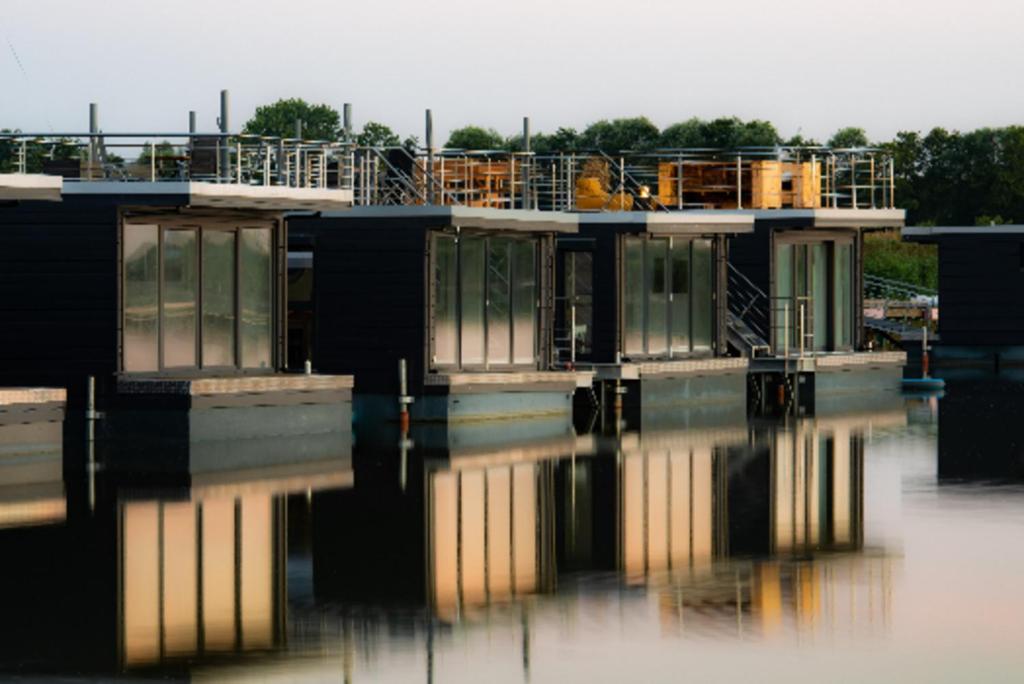 Hausboot Wangermeer Nordsonne 10 Nixenweg 12, 26434 Wangerland