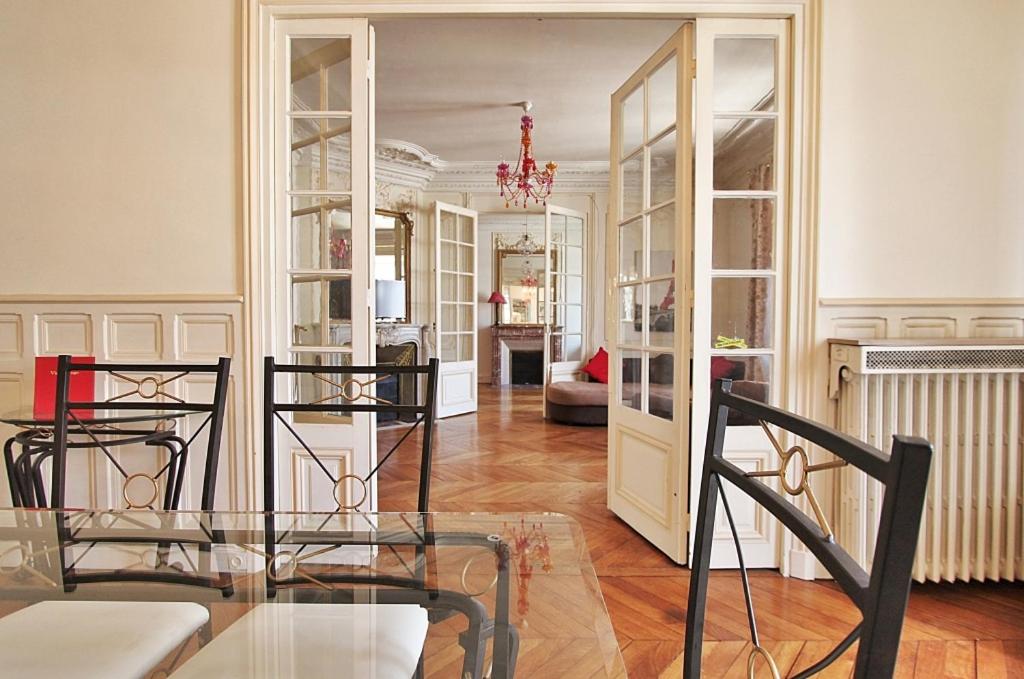 Appartement Haussmann Opera 3 Rue Chaptal 75009 Paris