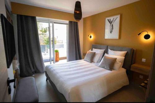 Haut de villa de charme - 3 chambres 6pers