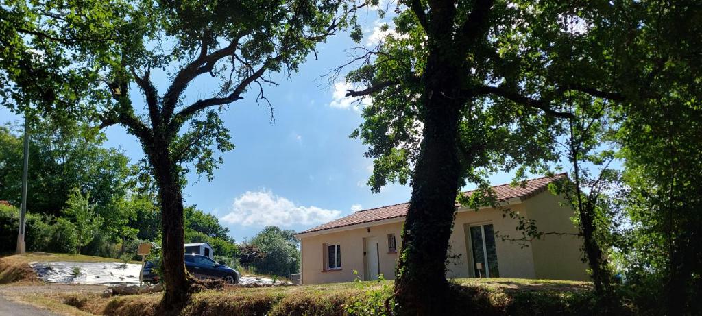 Haut de villa de charme - 3 chambres 6pers 83700 Saint-Raphaël