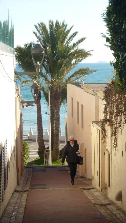 Haut Rive Bord de Mer Centre ville 49 Rue Georges Clemenceau, 06400 Cannes