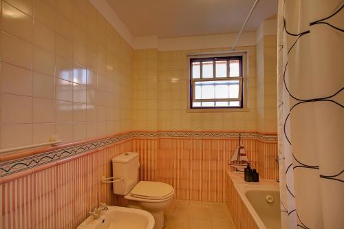Heart of Bairro Alto-Live like a Local