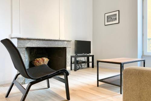 Heart of the city center Spacious T3 totally renovated ! #BC
