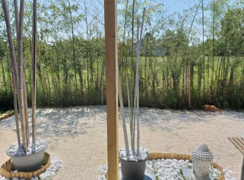 Hébergement atypique à l'année avec bungalow, bulle et spa