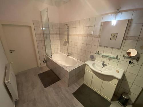 Helle 3-Zimmerwohnung in Uninähe