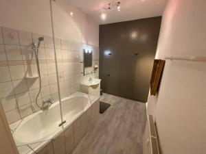 Helle 3-Zimmerwohnung in Uninähe