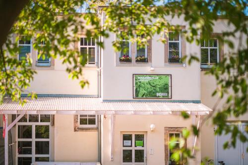 Helle Ferienwohnung im Hinterhof