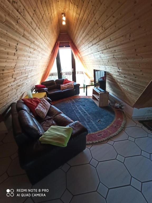 Helle Ferienwohnung im Loft-Charakter 7C Burgstraße 3. Etage, 45289 Essen