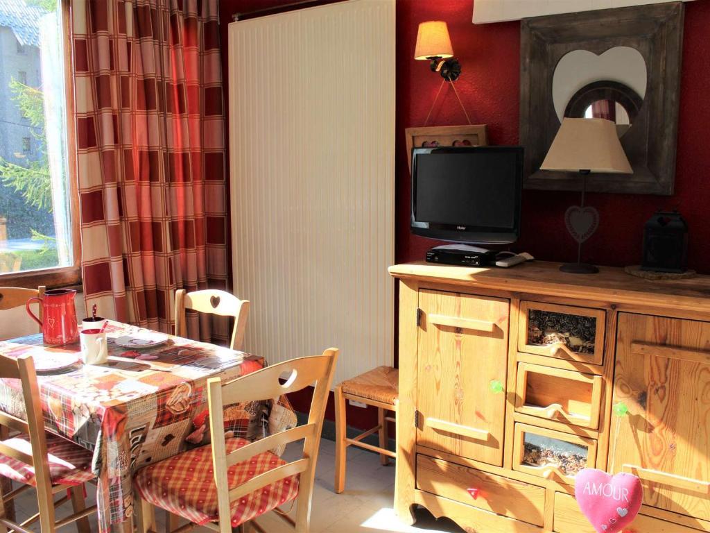 Helle Ferienwohnung mit Balkon gemütlich unter Reet in bevorzugter Lage
