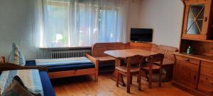 Appartement helle Souterrainwohnung nähe Flughafen, Landshut und München 1 bis 5 Personen 14 Buchenstraße 84079 Bruckberg Bavière