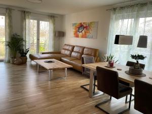 Helle Wohnung mit Balkon 120qm, 4Zimmer