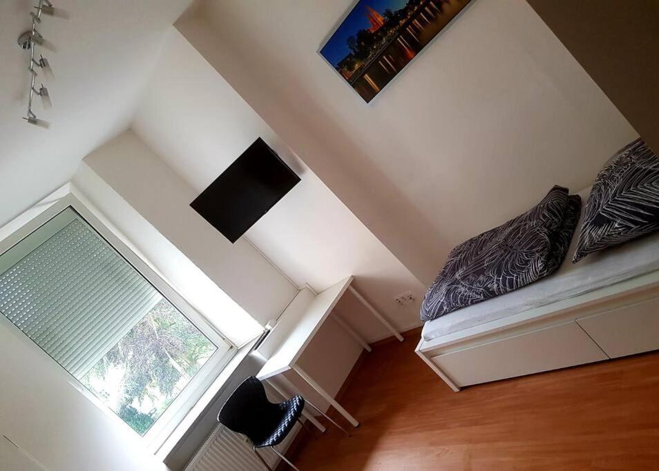Helles Apartment 9A St.-Michaels-Platz, 93073 Neutraubling