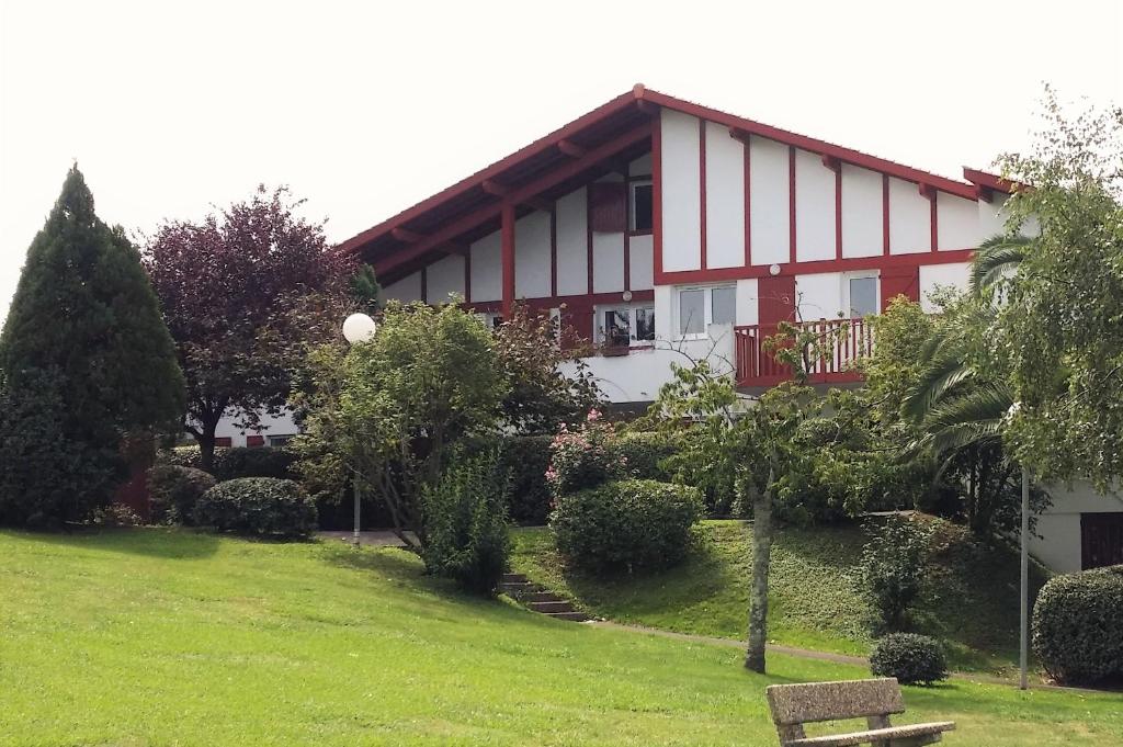 Appartement Hendaye plage, 6 à 8 couchages, piscine Bâtiment Fandango,  appartement F22 7 Avenue de Lissardy 64700 Hendaye