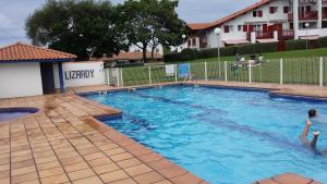 Hendaye plage, 6 à 8 couchages, piscine