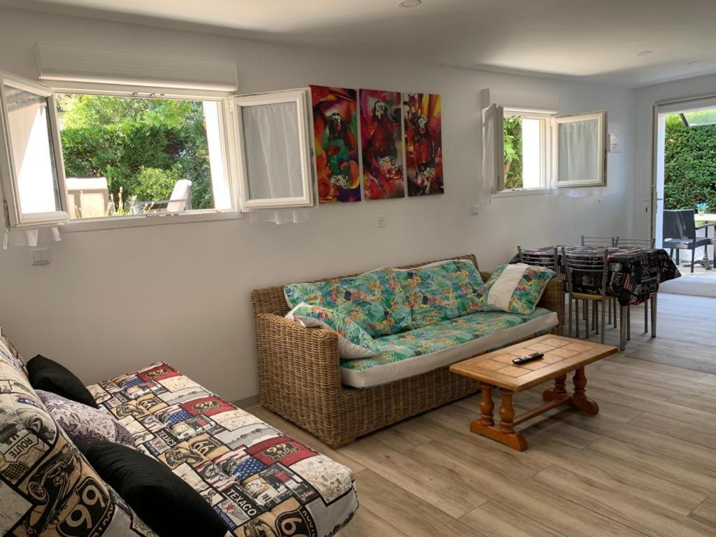 Appartement HENDAYE PLAGE (850m) APPARTEMENT 1-4 PERSONNES 149 Boulevard de l'Empereur 64700 Hendaye