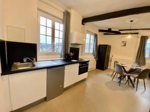 Henry II - petit appartement lumineux