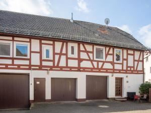 Heritage Apartment in Battenberg with Skiing Near