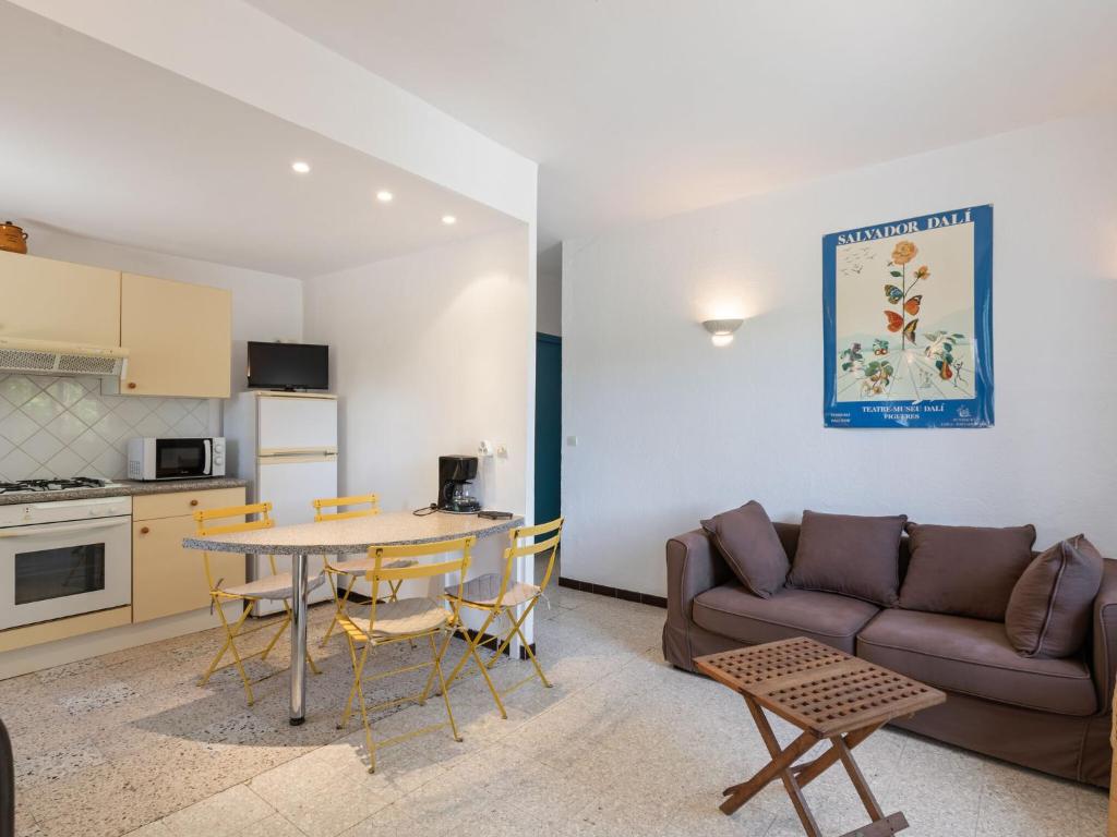 Heritage Apartment in M ze with Swimming Pool , 34140 Mèze