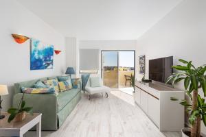 Heritage Aqua