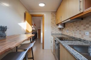 Appartement Hidden Gem in Madragoa - Central & Working Space 24 Rua do Cura 1200-644 Lisbonne -1