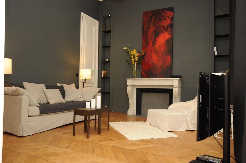High Stay L' Elysee Faubourg St Honoré 25 Rue du Faubourg Saint-Honoré, 75008 Paris