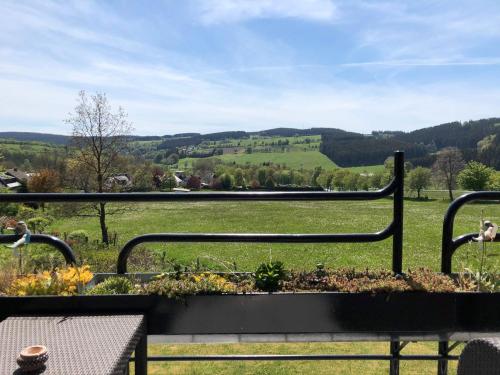 Hillside Apartment - cosy vacation home with a view