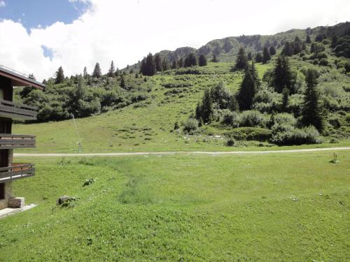 Hilltop Apartment in M ribel with Balcony to enjoy Views
