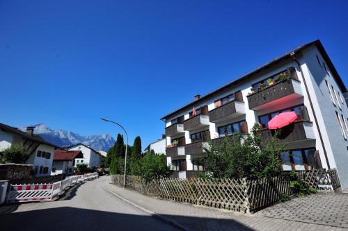 Hindenburg str Apartments