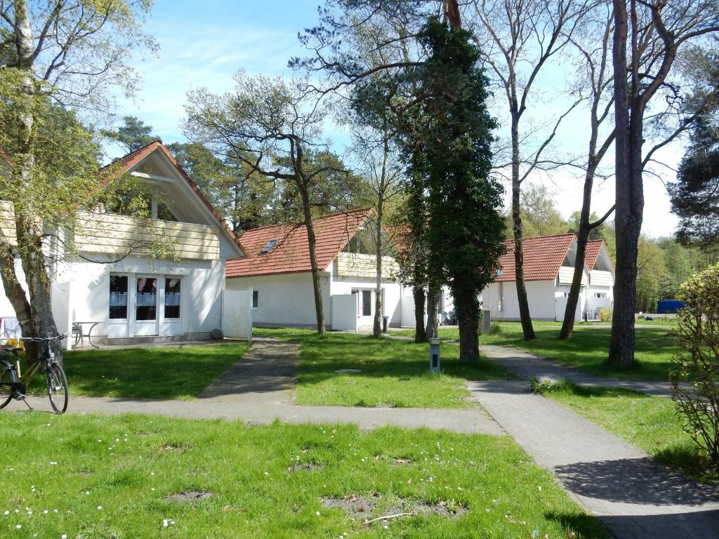 Appartement Hinter den Dünen D83 Bernsteinweg 15 18375 Prerow