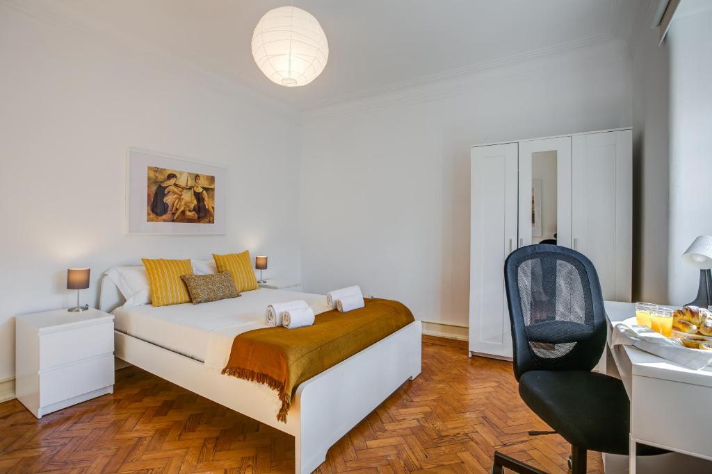 Hip and Spacious TM Flat in Areeiro 22 Avenida de Madrid 2º Direito, 1000-196 Lisbonne