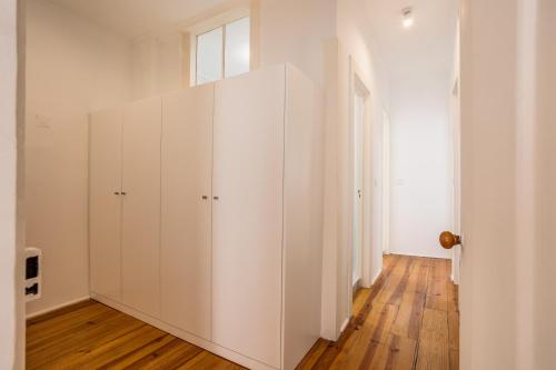 Hip & Renovated T.M. Flat in Bairro Alto