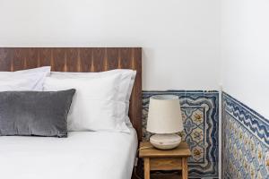 Hip & Renovated T.M. Flat in Bairro Alto
