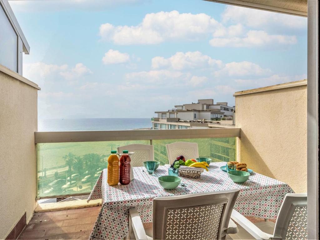 Historical Bica - 3 Bedroom Apartment