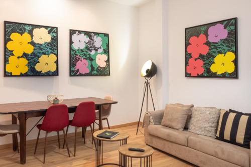 Historical Central Apartment with Interior Terrace 62 by Lisbonne Collection