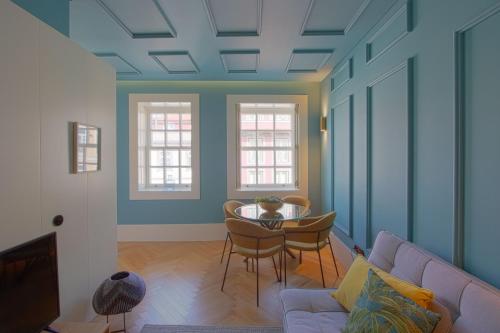 HM - Infante Riverside Apartment M