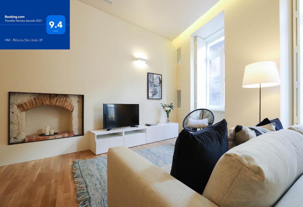 HM - Ribeira São João 3F Rua dos Mercadores 77, 3 F, 4050-025 Porto