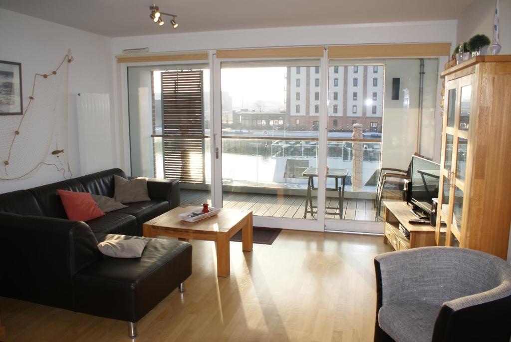 Appartement Hobenbeseuk mit Sauna & Meerblick - barrierefrei - ABC240 Alter Hafen 9 1. Etage 23966 Wismar